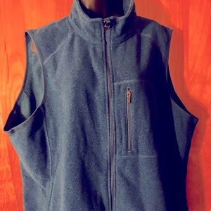 Women’s vest size 3X. New without tags